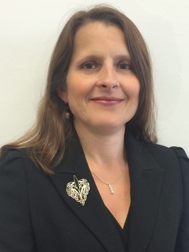 Laura Saunsbury